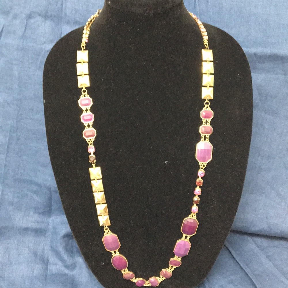 VINTAGE 40” necklace.